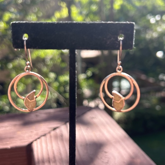 Vintage Jewelry - VTG 925 Silver Double Hoop Green Stone EARRINGS